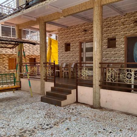 New Alpha House Matheran Hotel Bagian luar foto