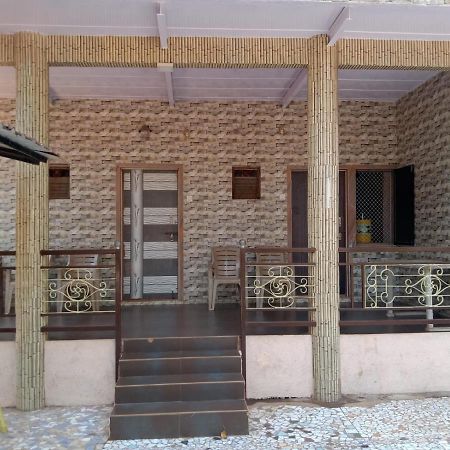 New Alpha House Matheran Hotel Bagian luar foto