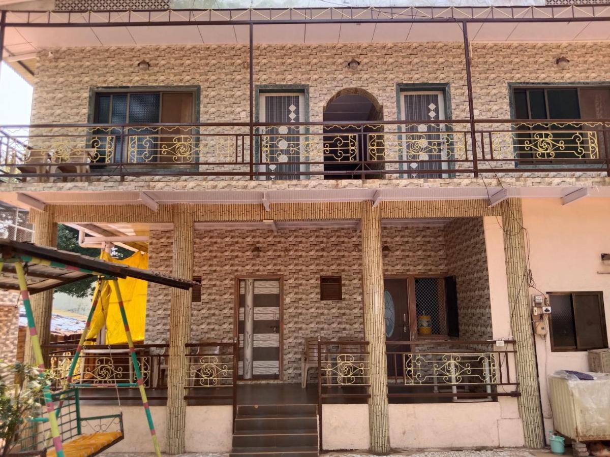 New Alpha House Matheran Hotel Bagian luar foto
