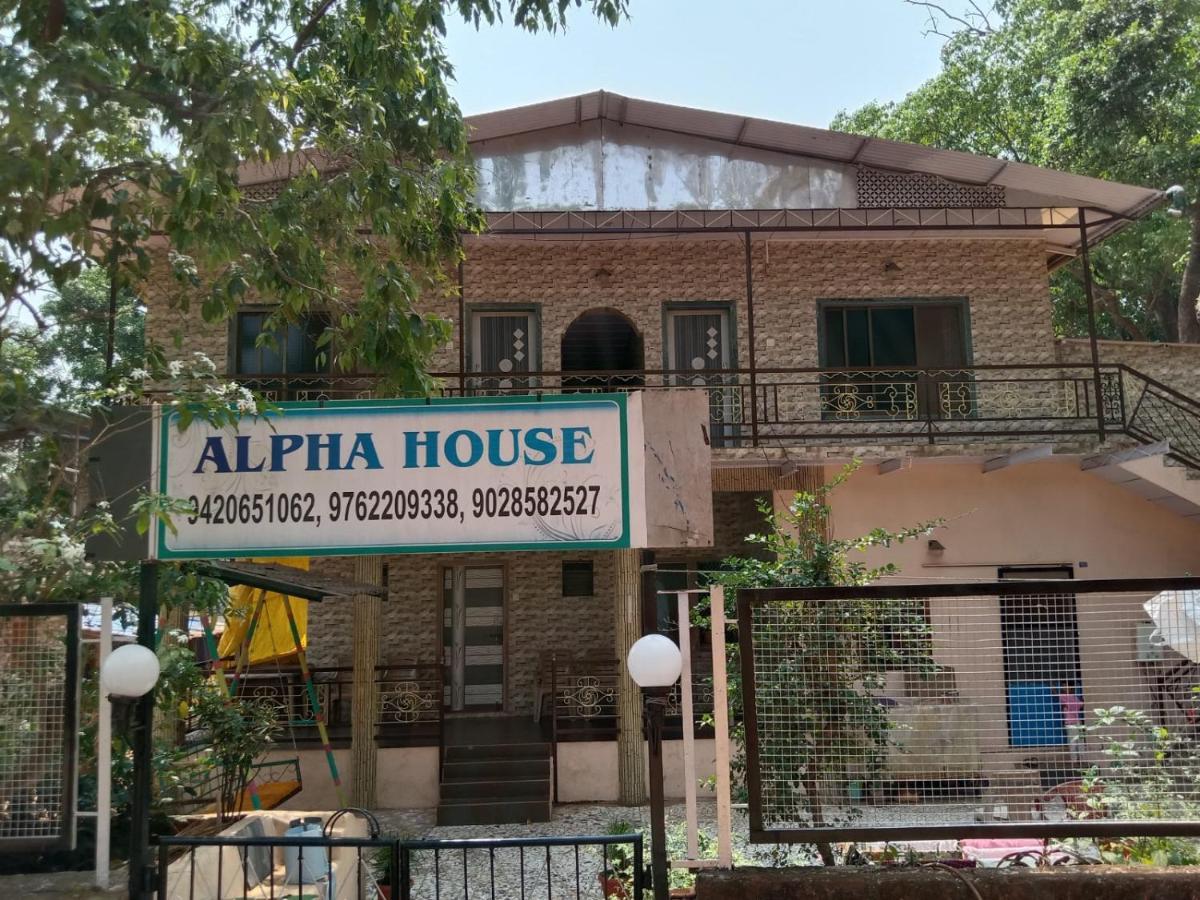 New Alpha House Matheran Hotel Bagian luar foto