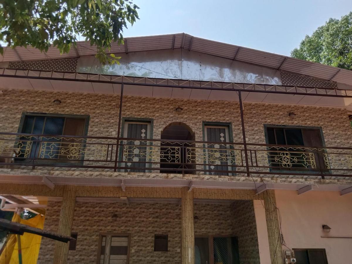 New Alpha House Matheran Hotel Bagian luar foto